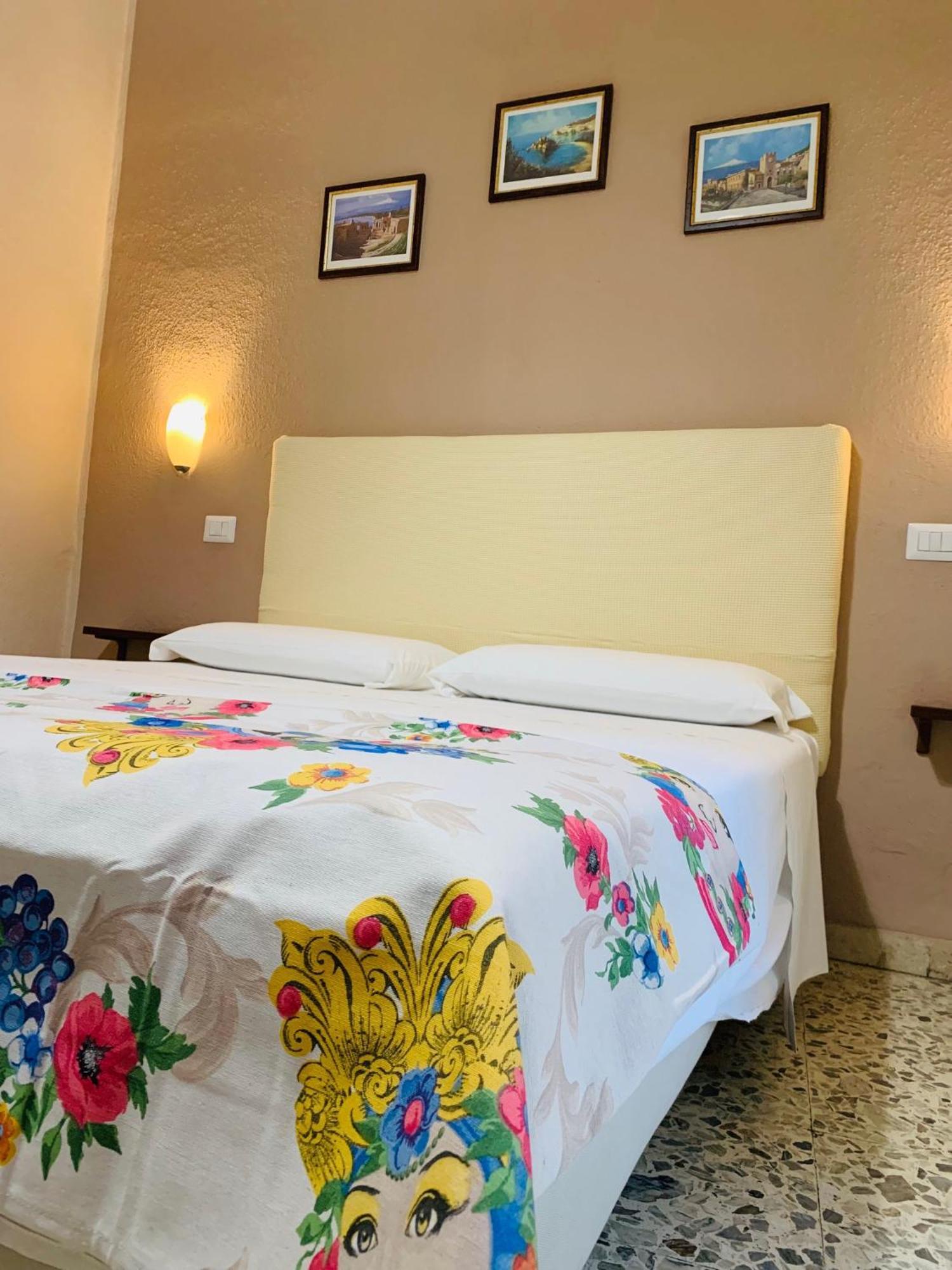 Casa Melany Apartment Taormina Ngoại thất bức ảnh