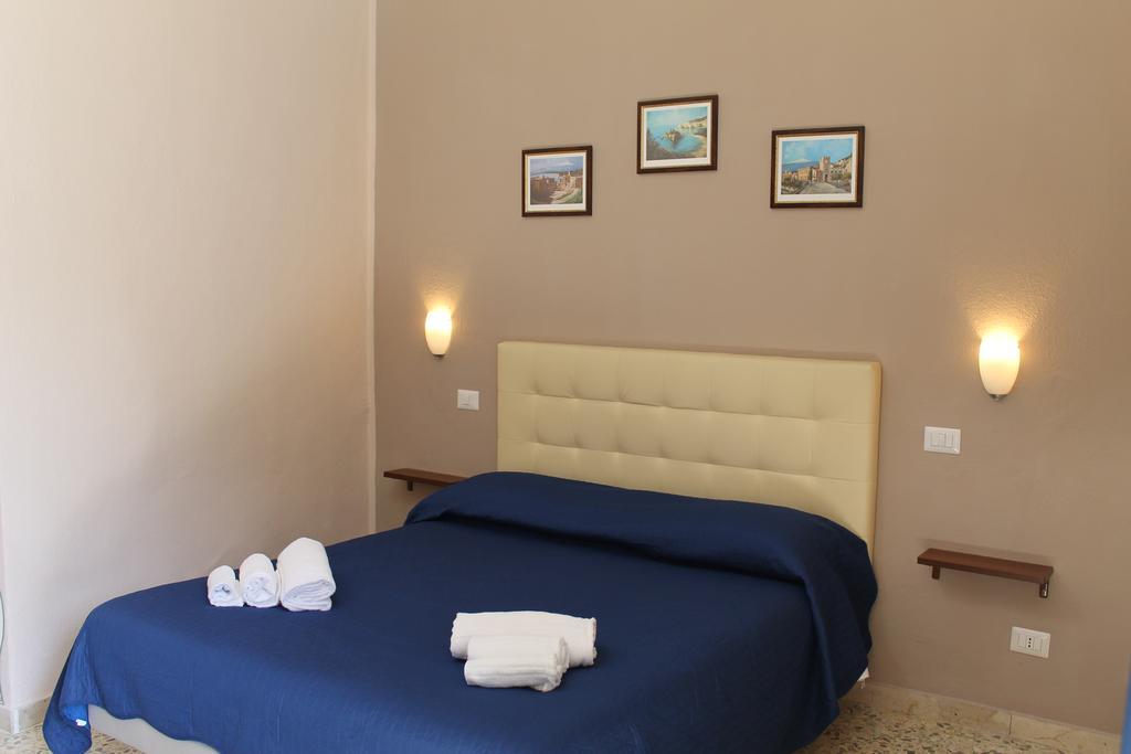 Casa Melany Apartment Taormina Ngoại thất bức ảnh